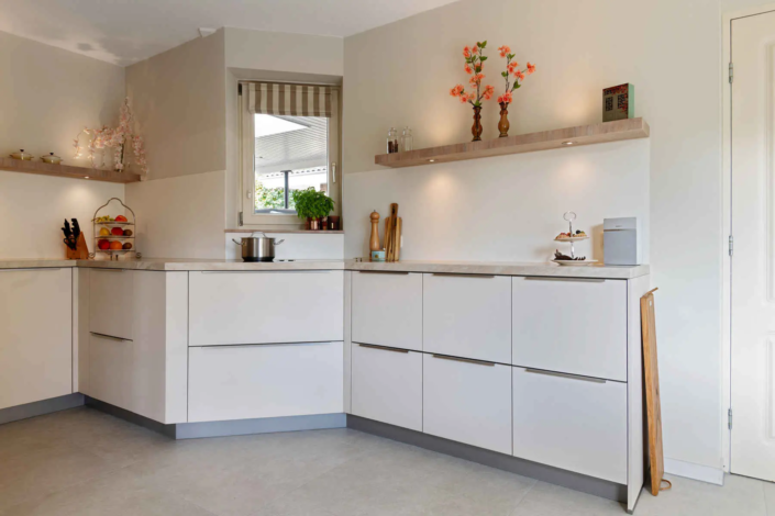Lichte Keuken Gramsbergen | De Keukenprins