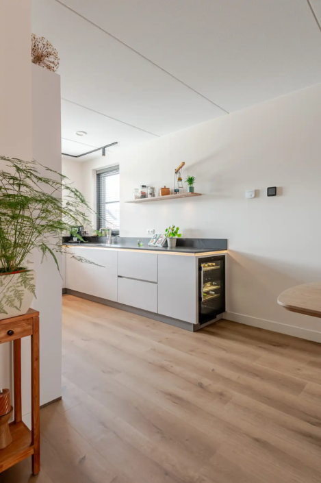 Bekijk deze keuken in Hardenberg en lees hoe Henk en Else kozen voor comfort en ruimte | Keukenprins